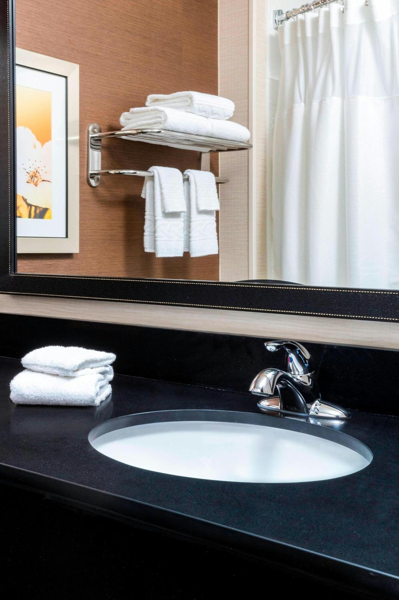 Fairfield Inn & Suites Kansas City Lee'S Summit Bagian luar foto